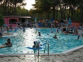 Kompleks wypoczynkowy Village Policoro