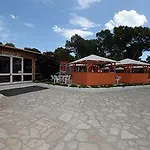 Prázdninový areál Village 3*