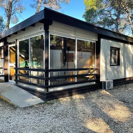 Village Holiday park 3*