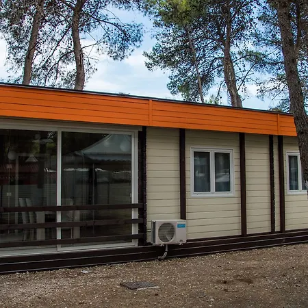 Village Holiday park 3*
