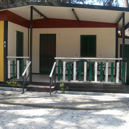 Village Holiday park 3*