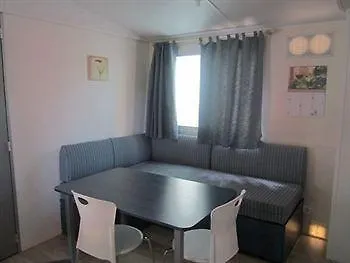 ホリデーパーク Village