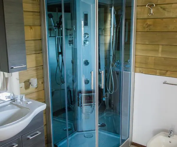 Village 홀리데이파크 폴리코로